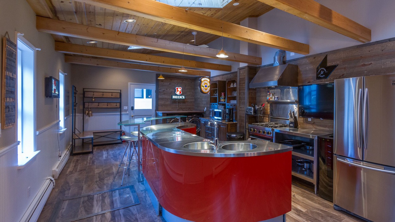 Photo of Kitchen in Historic District
