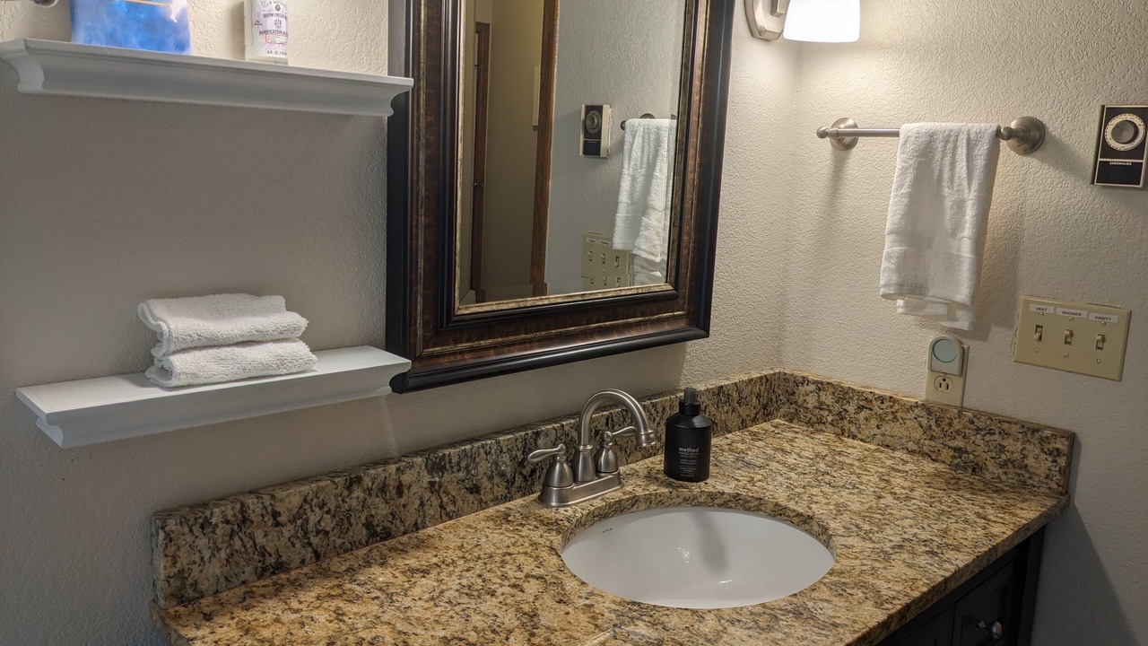 Photo of Bathroom in Old Town