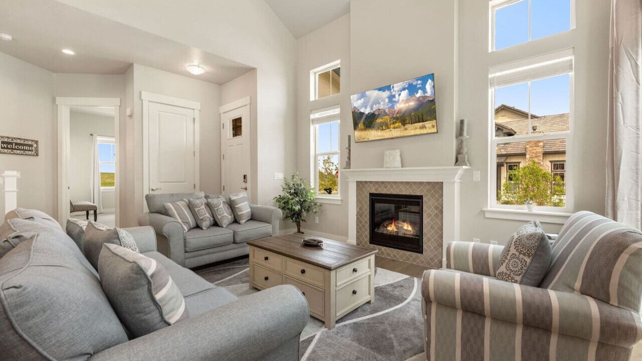 Photo of Livingroom in Loveland