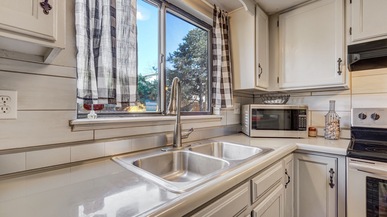 Photo of Kitchen in Northwest Colorado Springs