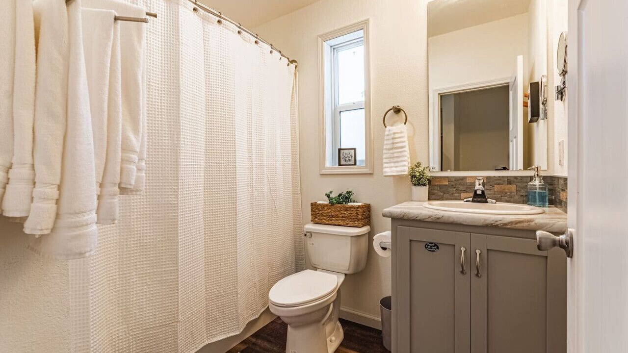 Photo of Bathroom in Woodland Park