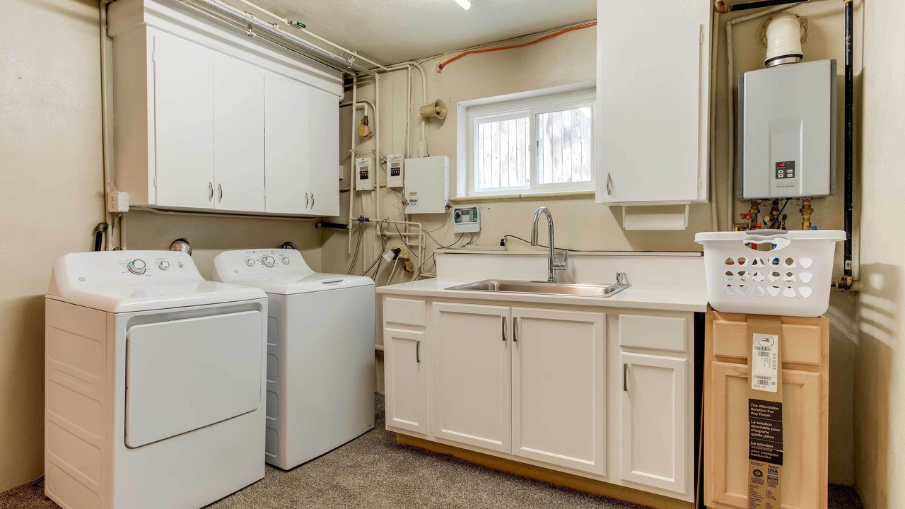 Photo of Bedroom in Cherry Creek