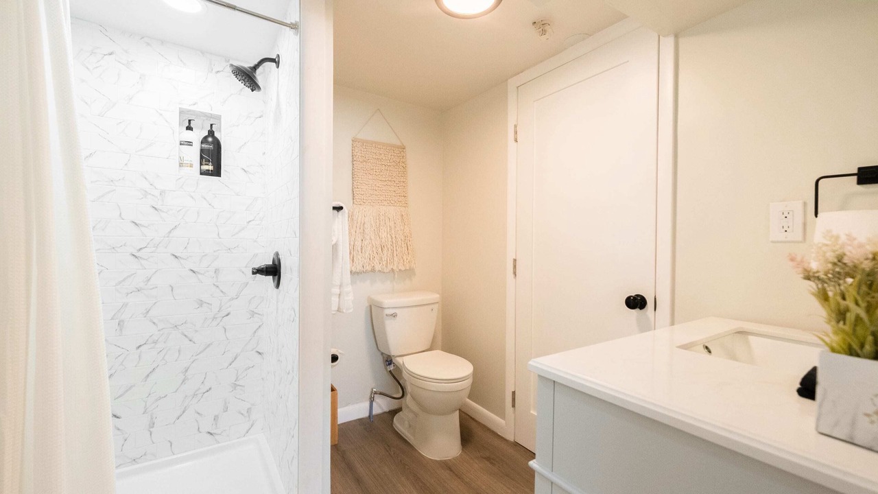 Photo of Bathroom in Sloan Lake