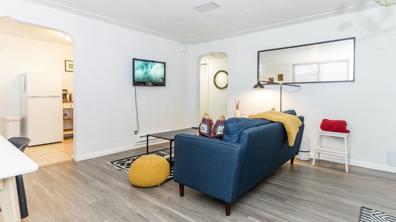Photo of Livingroom in North Aurora