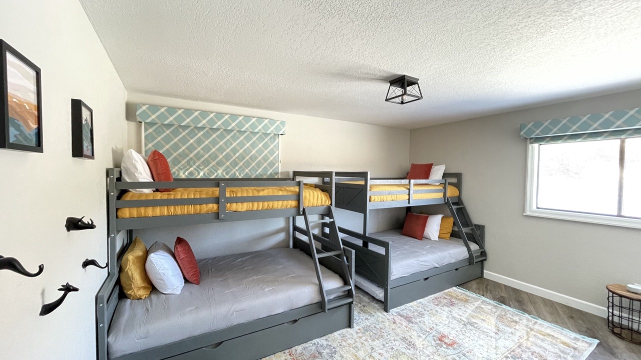 Photo of Bedroom in Glenwood Springs