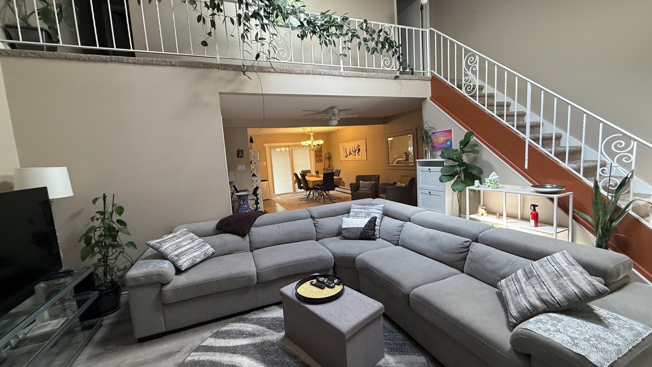 Photo of Livingroom in Lakewood