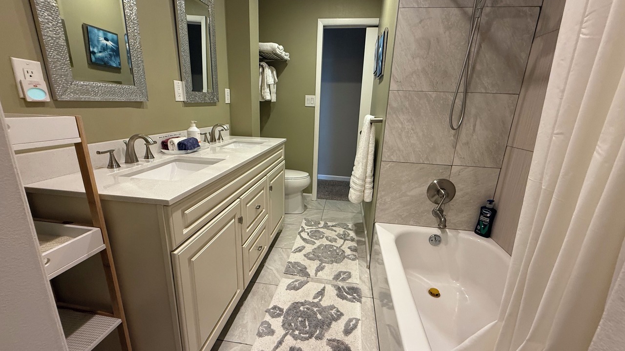 Photo of Bathroom in Lakewood