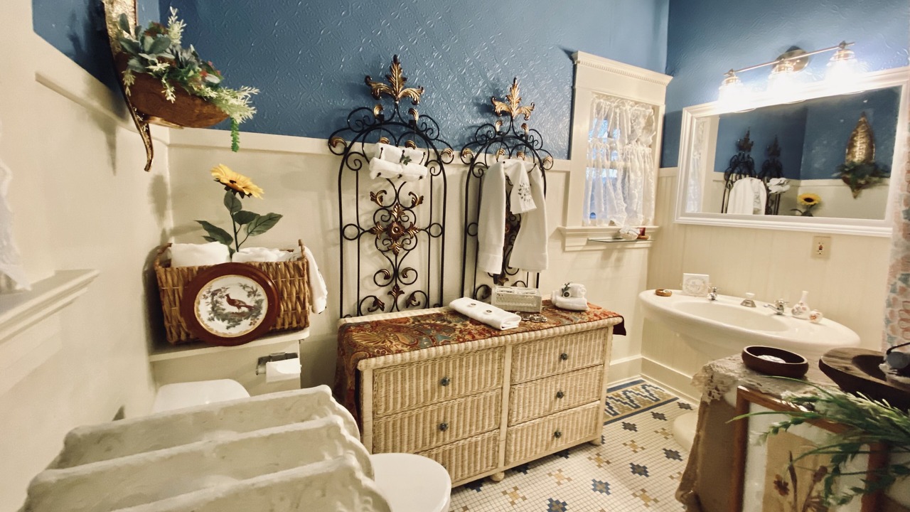Photo of Bathroom in Pueblo