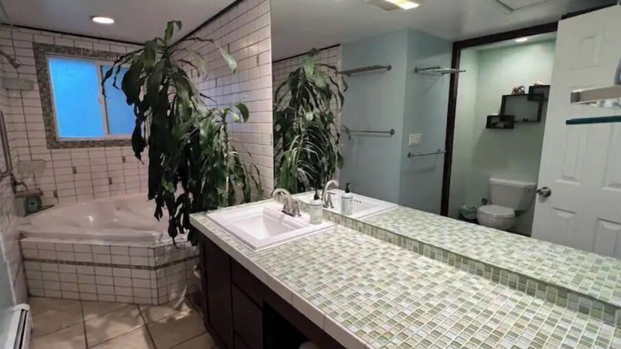 Photo of Bathroom in Mead