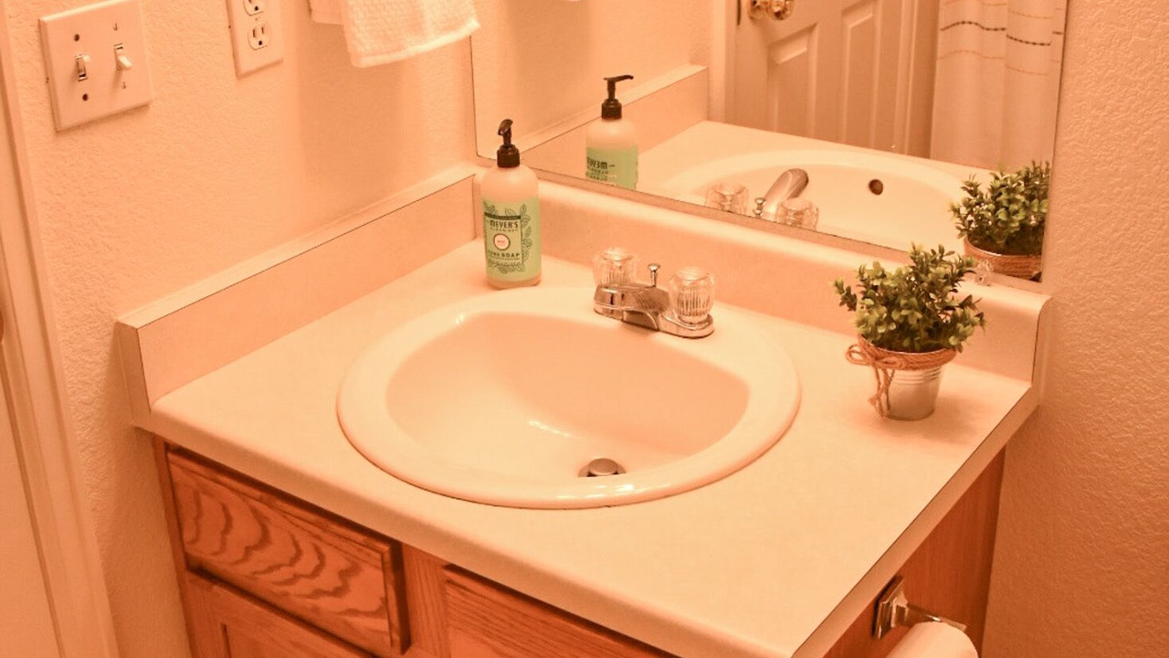 Photo of Bathroom in Jefferson Gardens