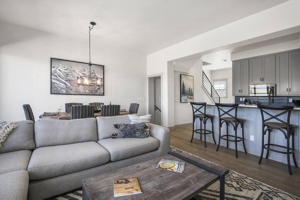Photo of Livingroom in Grand Elk Ranch