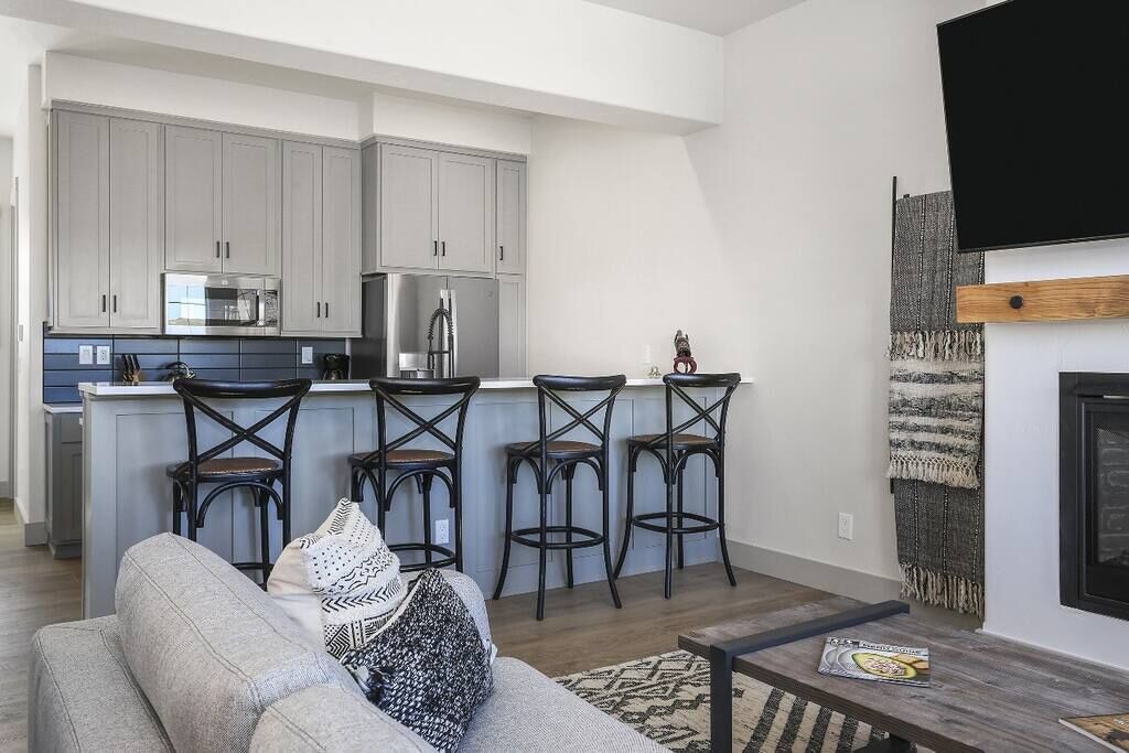 Photo of Livingroom in Grand Elk Ranch