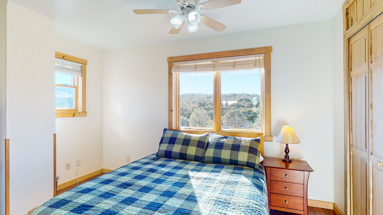 Photo of Bedroom in Alpine Village