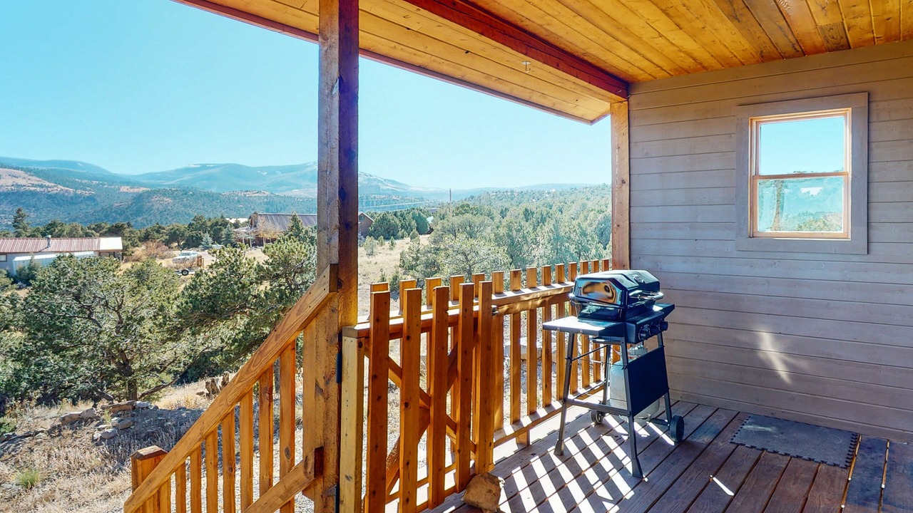 Photo of Patio Balcony in Alpine Village