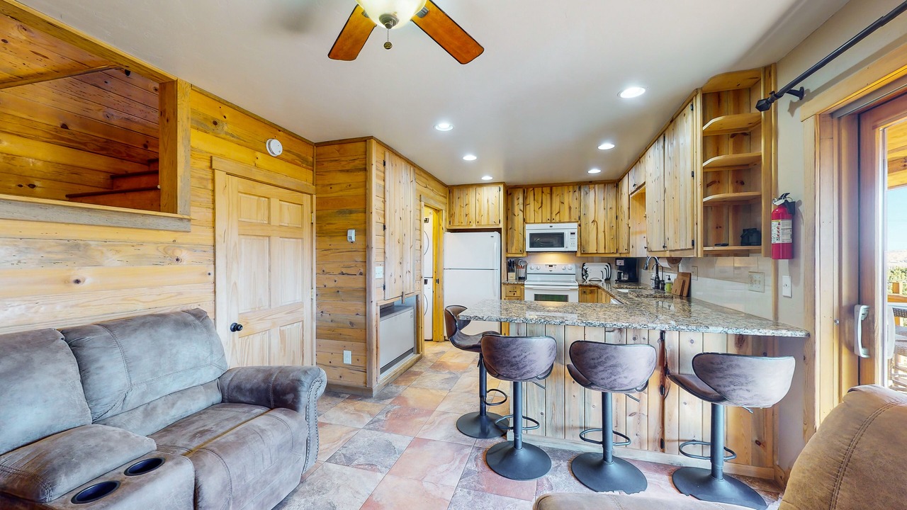 Photo of Livingroom in Alpine Village
