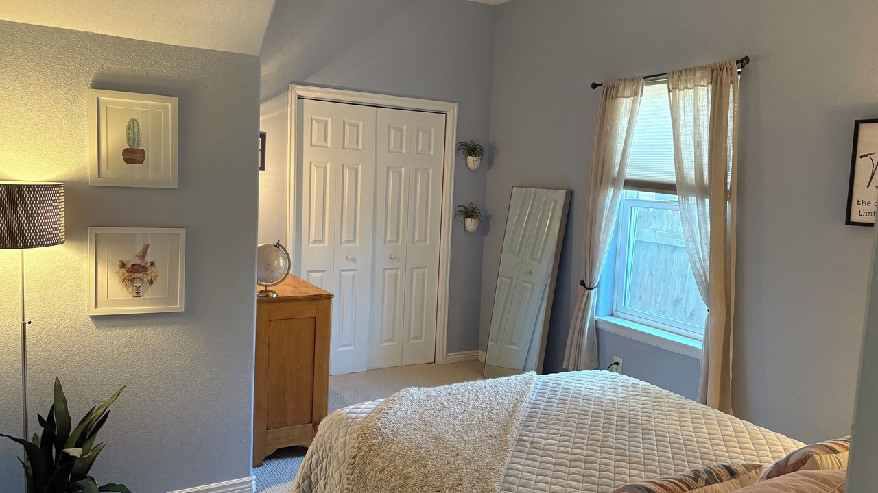 Photo of Bedroom in Englewood
