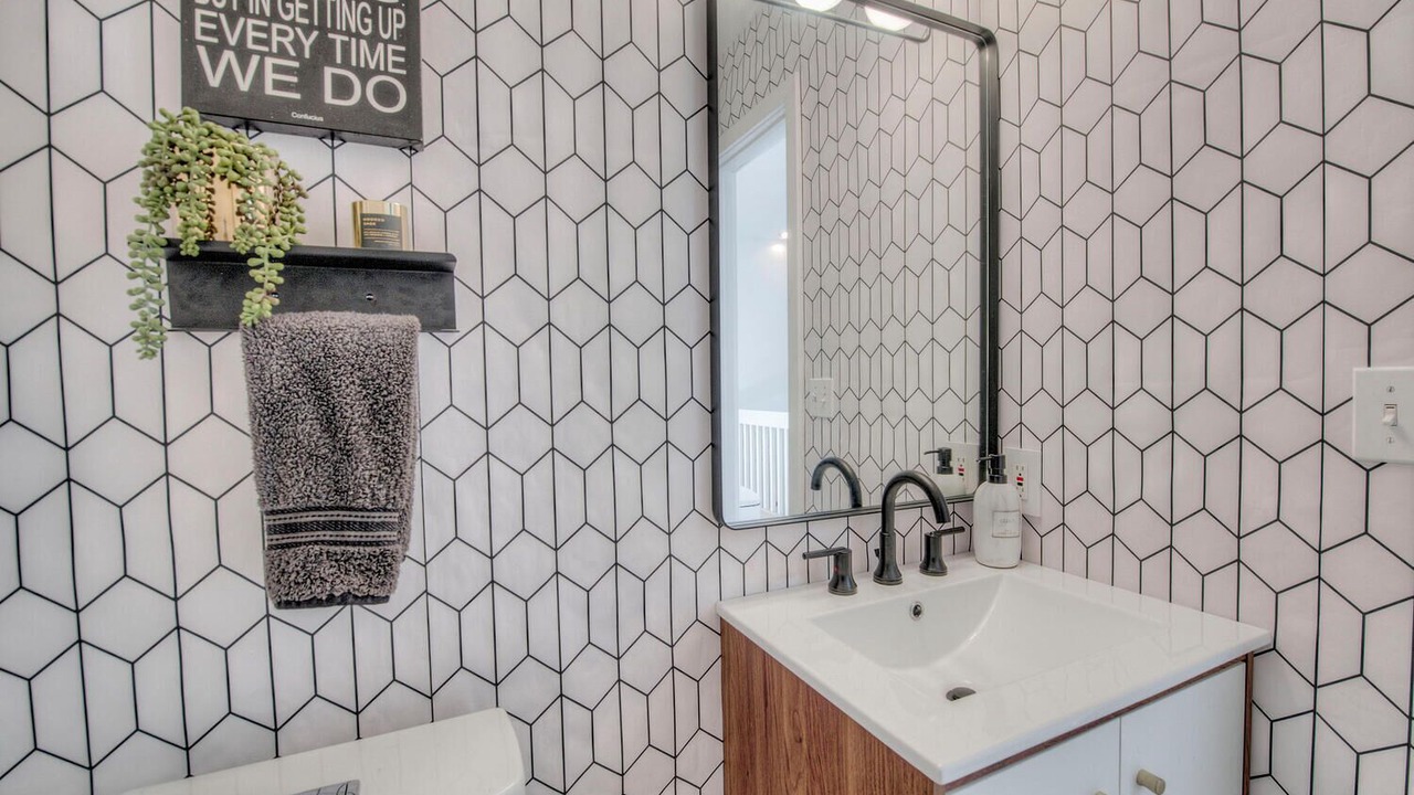 Photo of Bathroom in Corinthian Hills