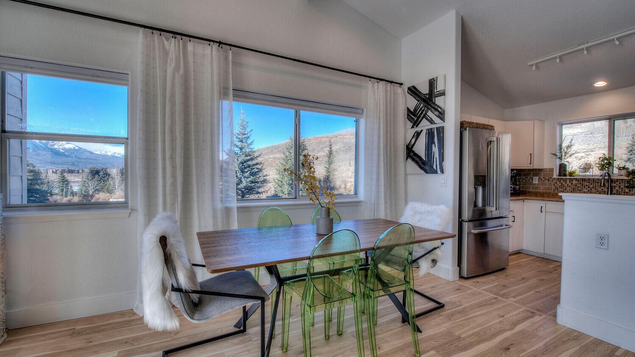 Photo of Bedroom in Corinthian Hills