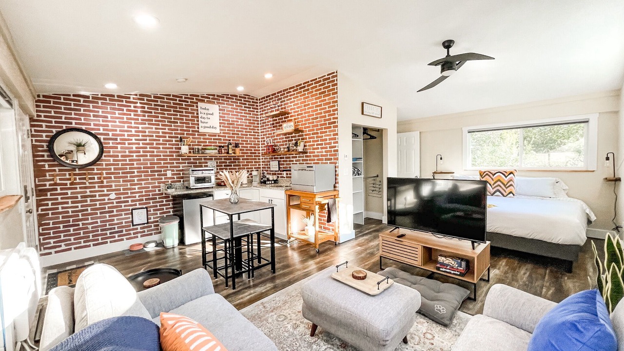 Photo of Bedroom in Colorado Springs