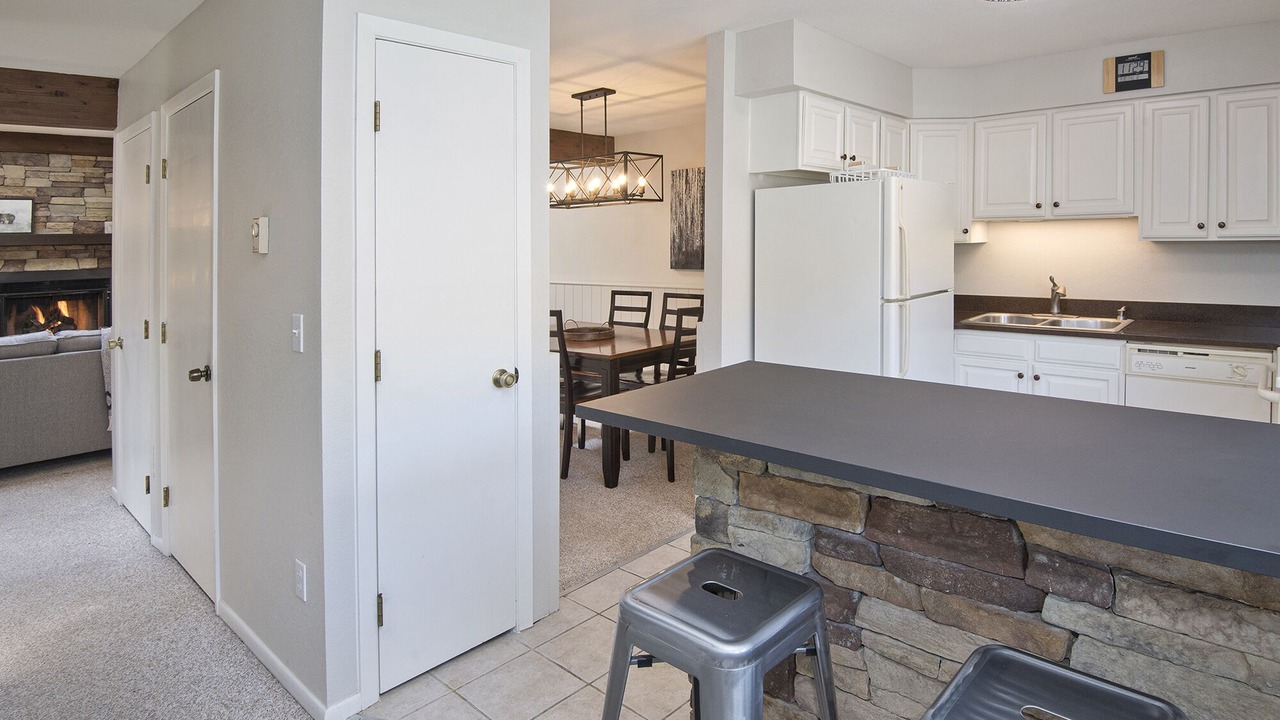 Photo of Livingroom in Intermountain