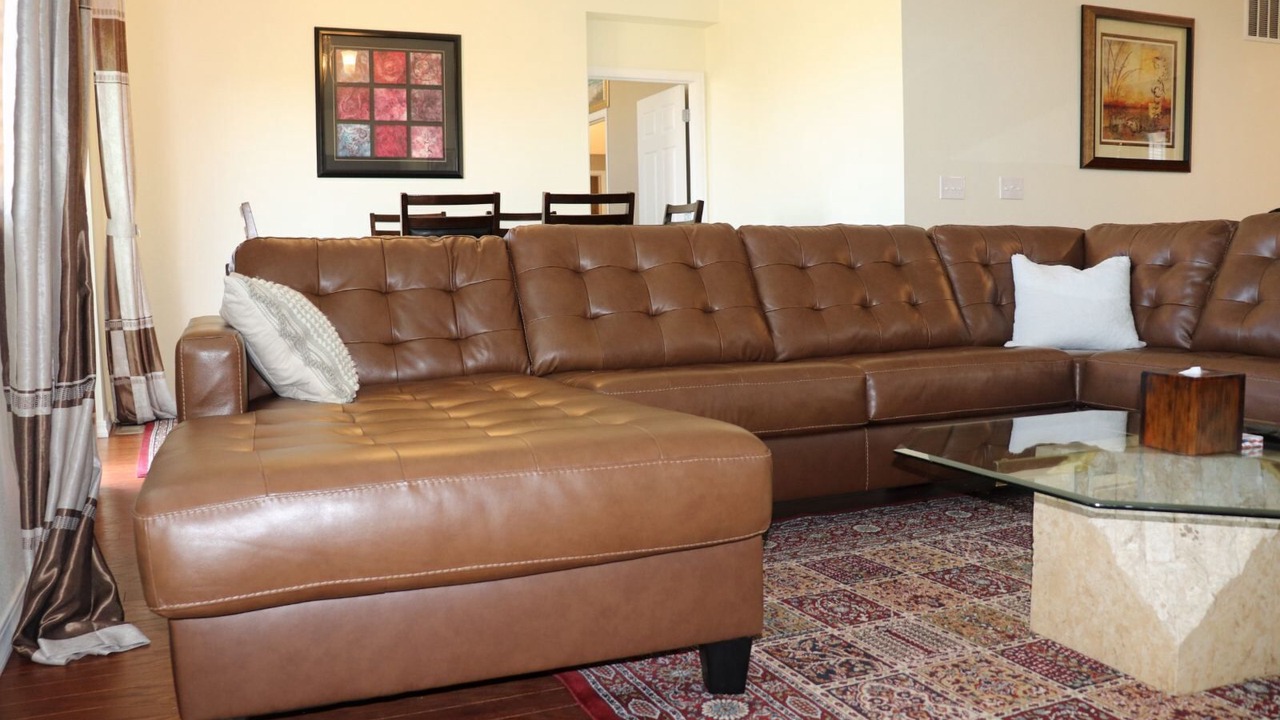 Photo of Livingroom in Dupont