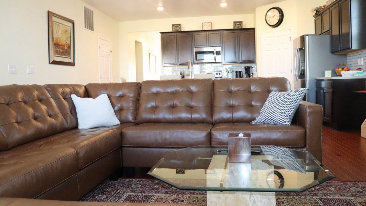 Photo of Livingroom in Dupont