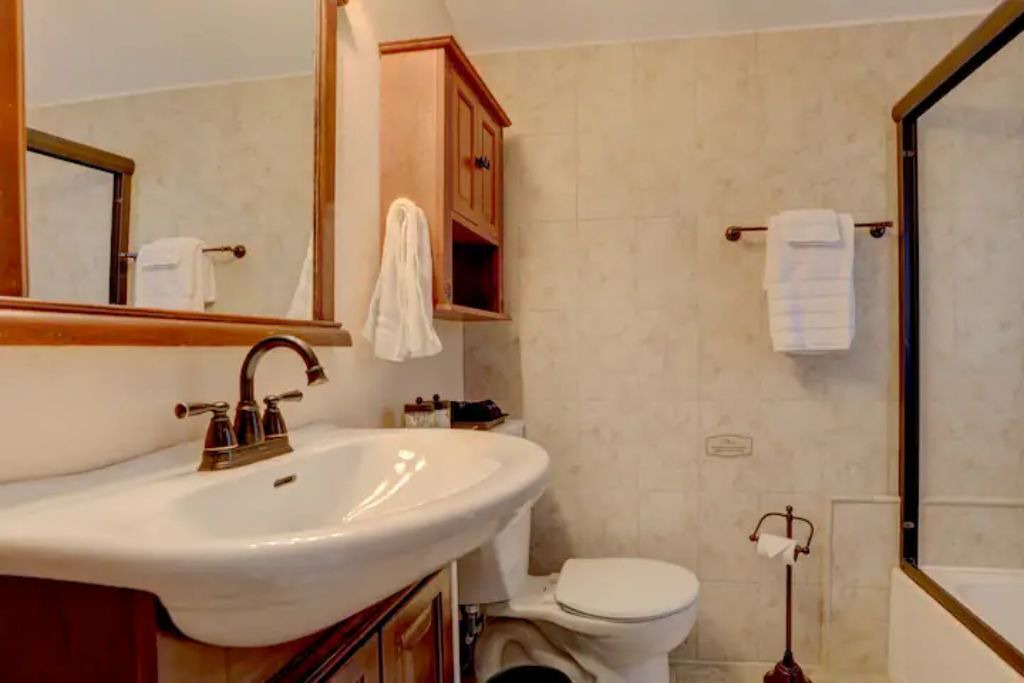 Photo of Bathroom in Cole
