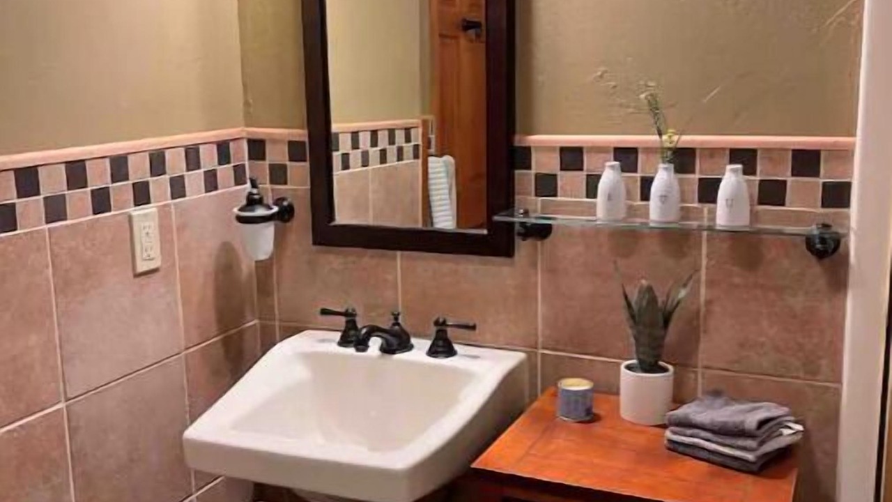 Photo of Bathroom in Delta