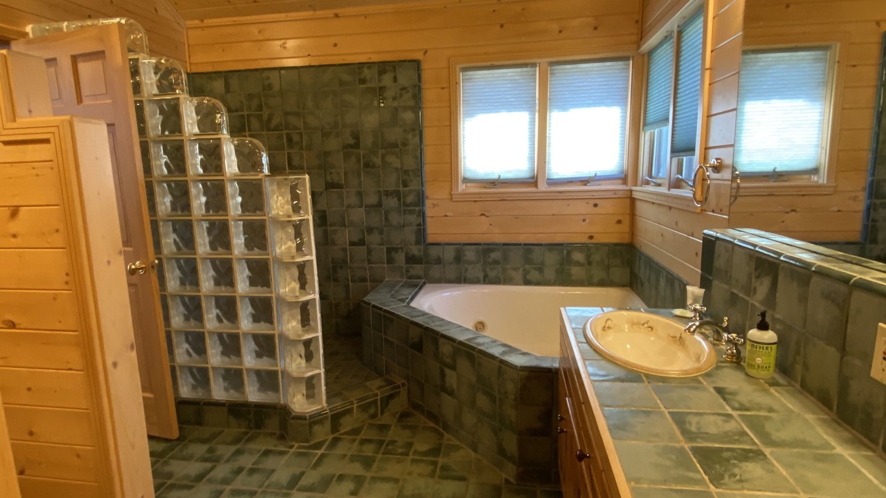 Photo of Bathroom in South Fork