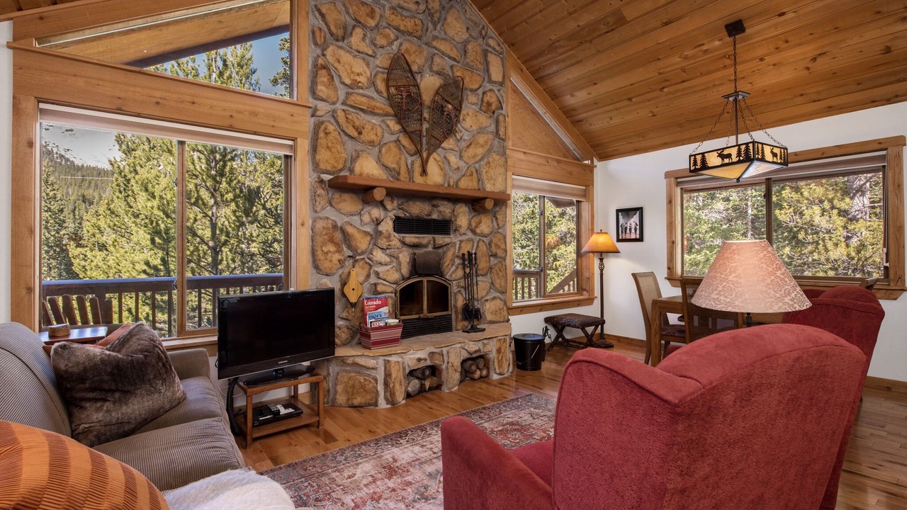 Photo of Livingroom in Saint Mary's