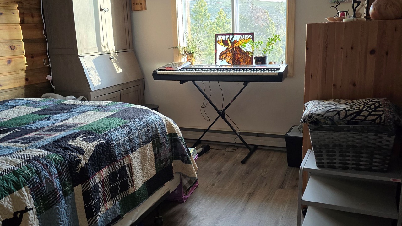 Photo of Bedroom in Crystal Lake