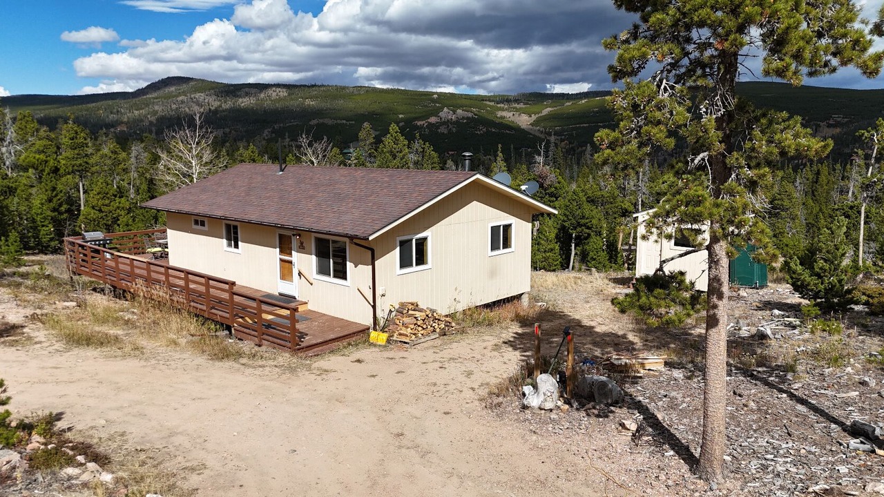 Photo of Outdoor in Crystal Lake