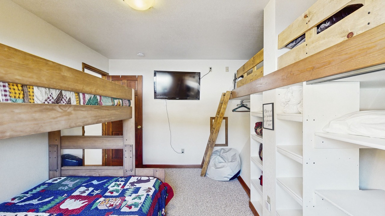 Photo of Bedroom in Old Town