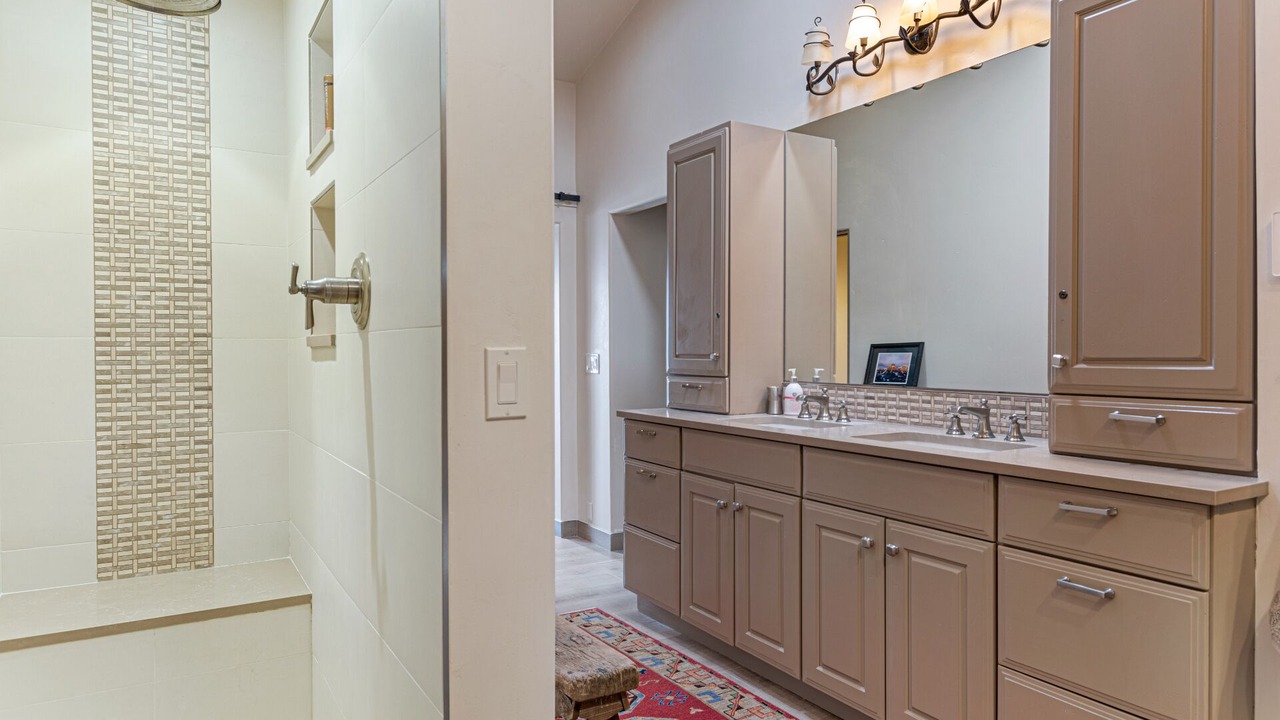 Photo of Bathroom in Highland Meadows