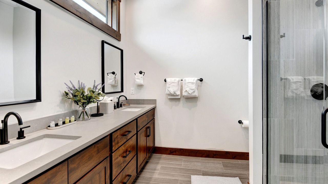 Photo of Bathroom in Fraser