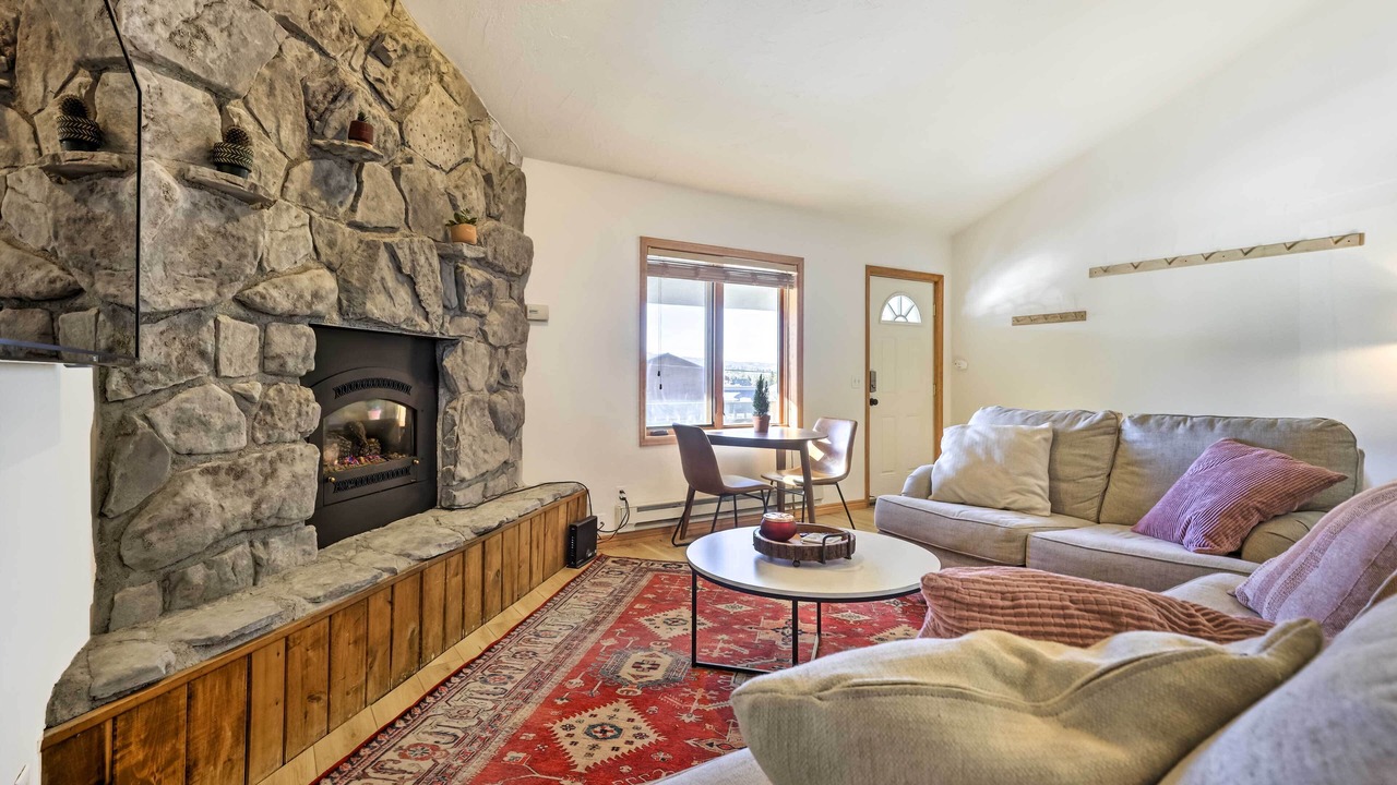 Photo of Livingroom in Fraser