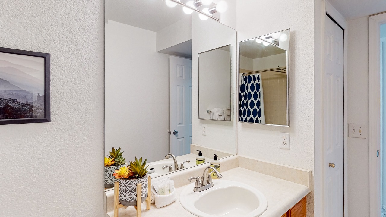 Photo of Bathroom in Cimarron Hills