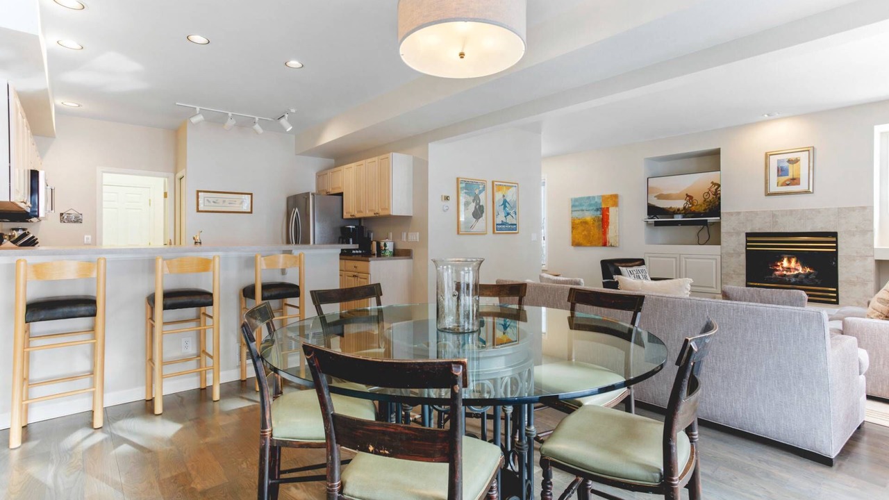 Photo of Livingroom in Eagle-Vail