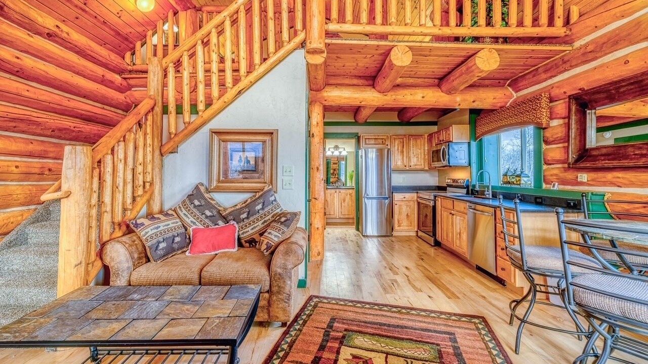 Photo of Livingroom in Michigan Hill