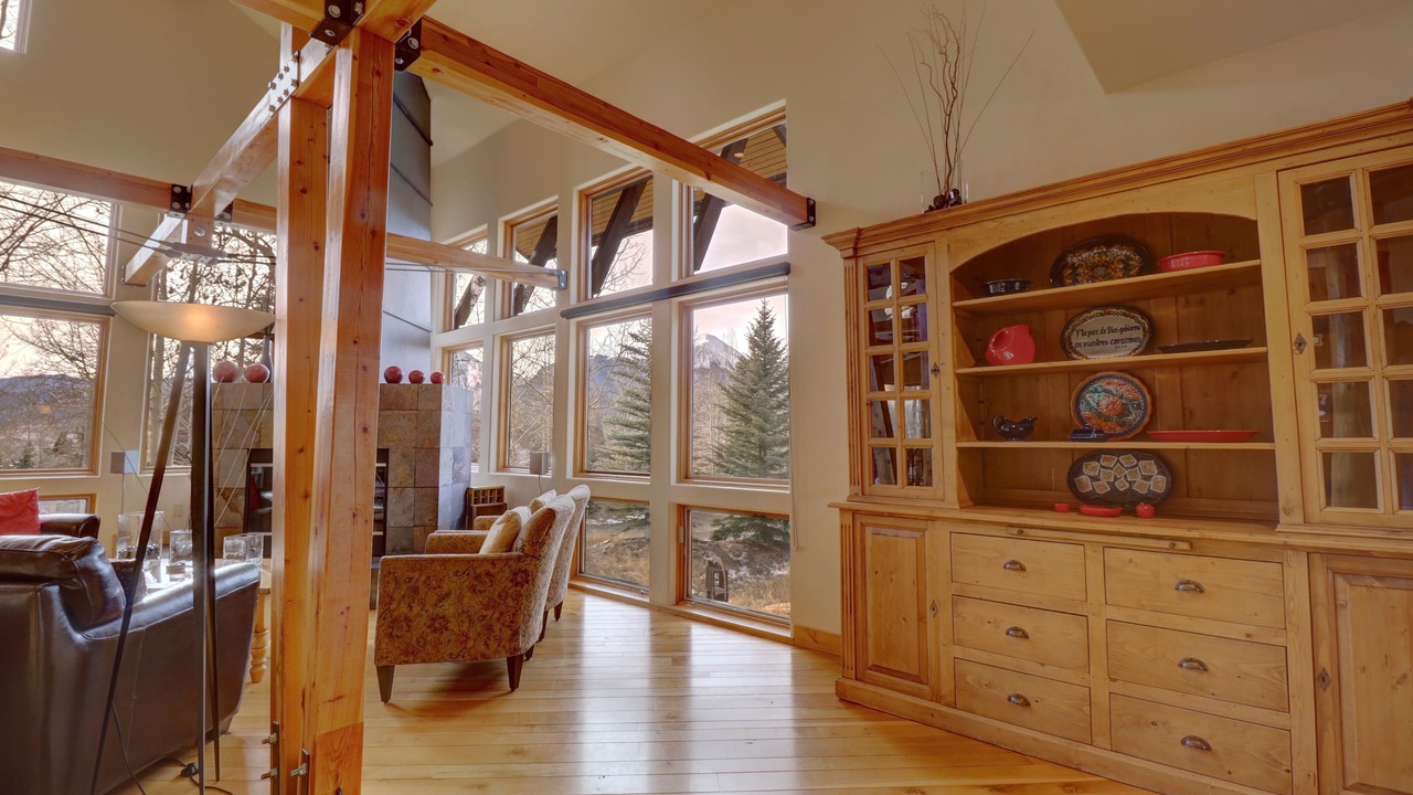 Photo of Bedroom in Hamilton Creek