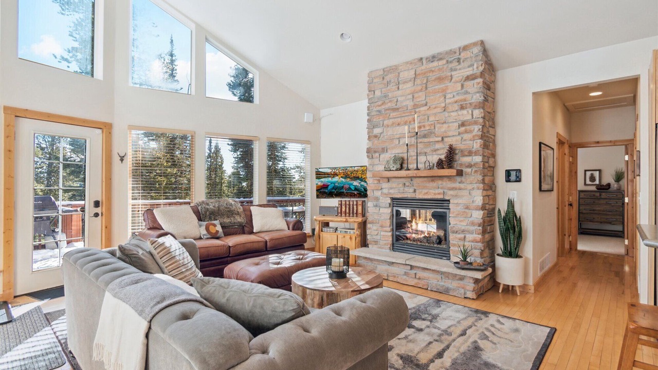 Photo of Livingroom in Valley of the Sun