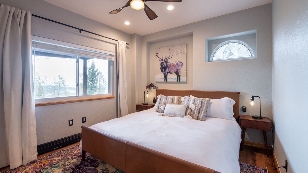 Photo of Bedroom in Conifer Mountain and Meadows