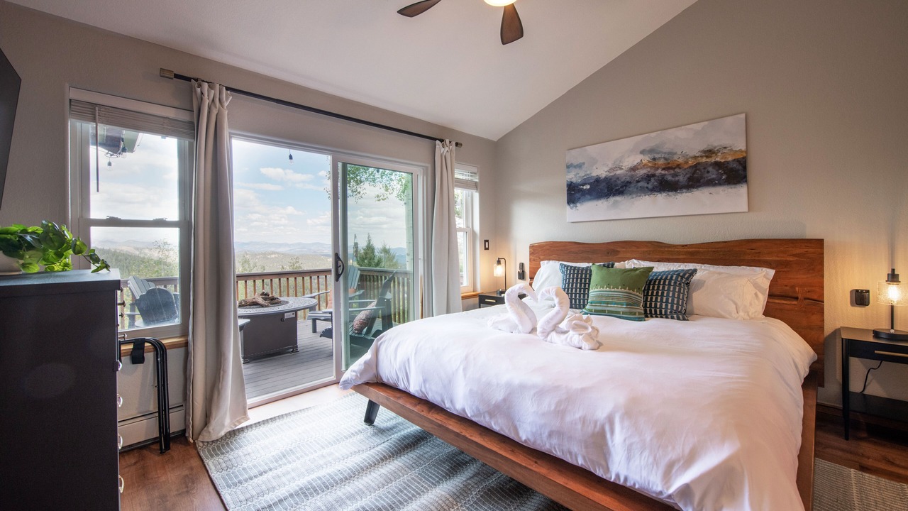 Photo of Bedroom in Conifer Mountain and Meadows