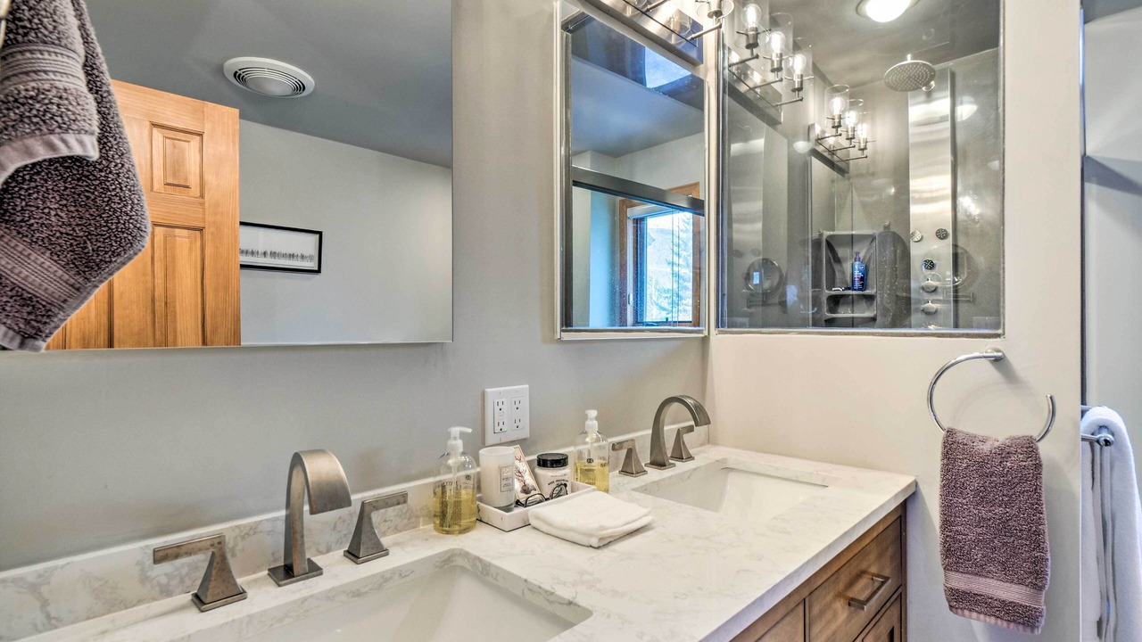 Photo of Bathroom in Eagle-Vail