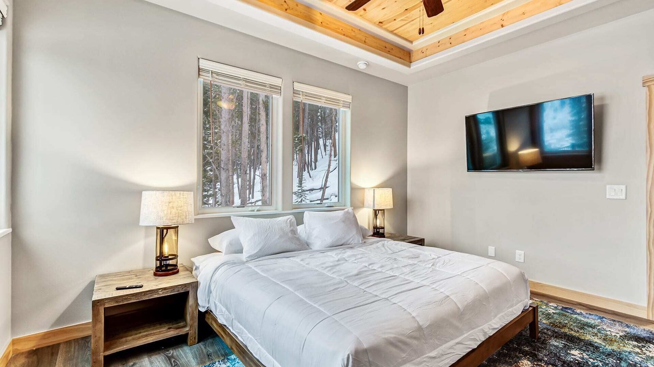 Photo of Bedroom in Breckenridge Heights