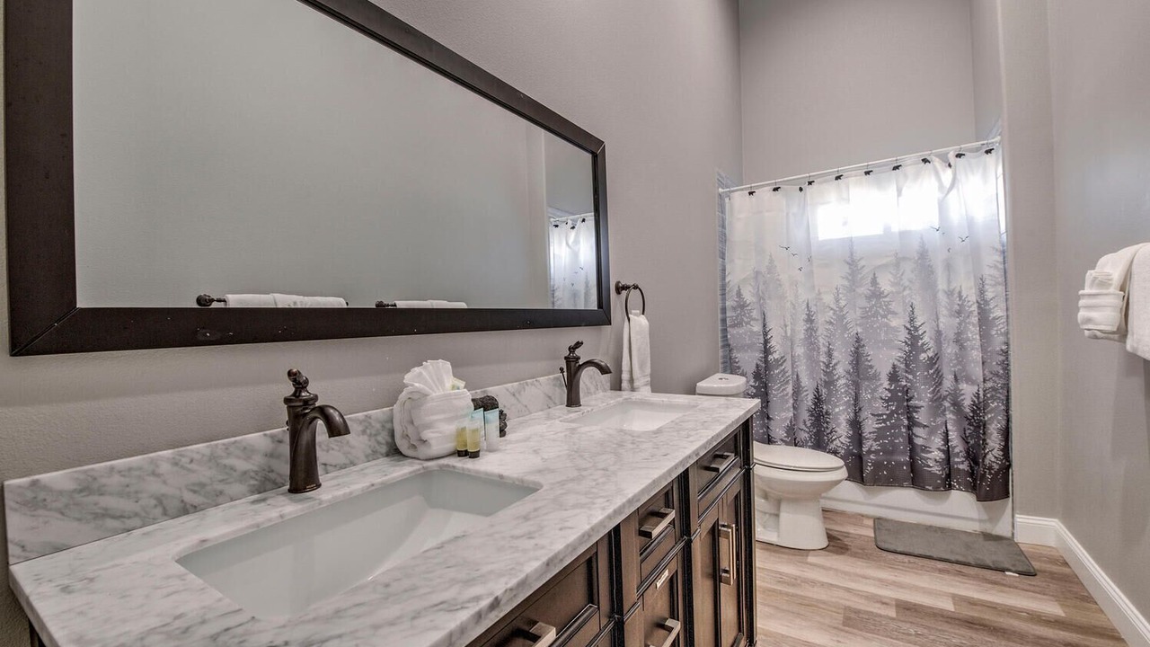 Photo of Bathroom in Breckenridge Heights