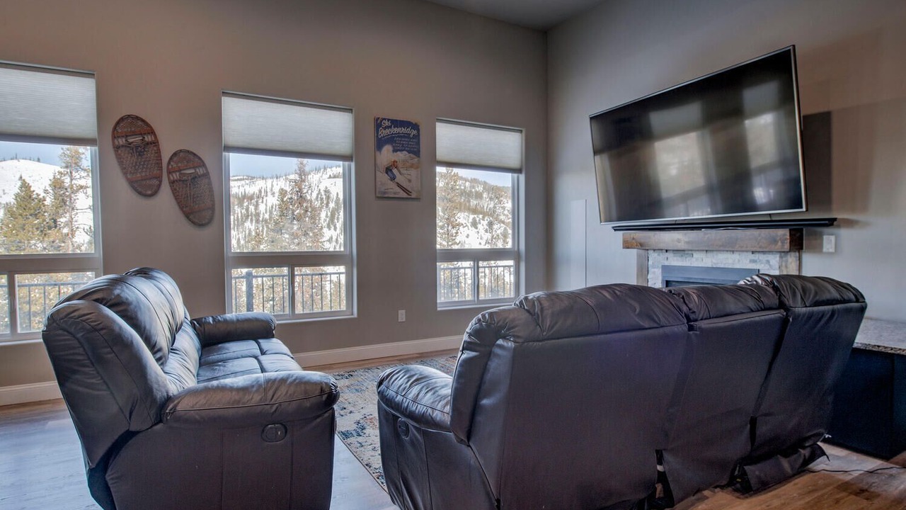 Photo of Livingroom in Breckenridge Heights