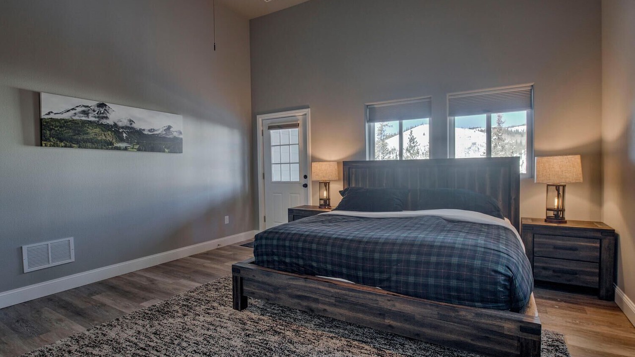 Photo of Bedroom in Breckenridge Heights