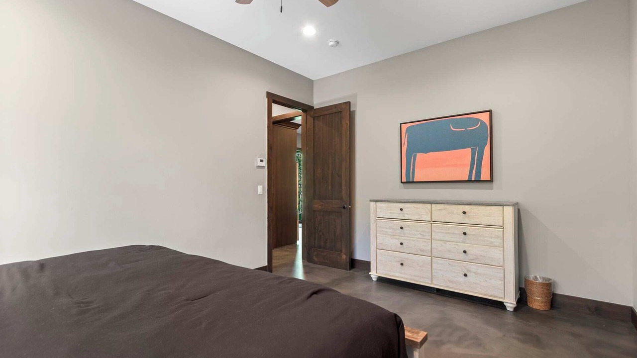 Photo of Bedroom in Three Peaks