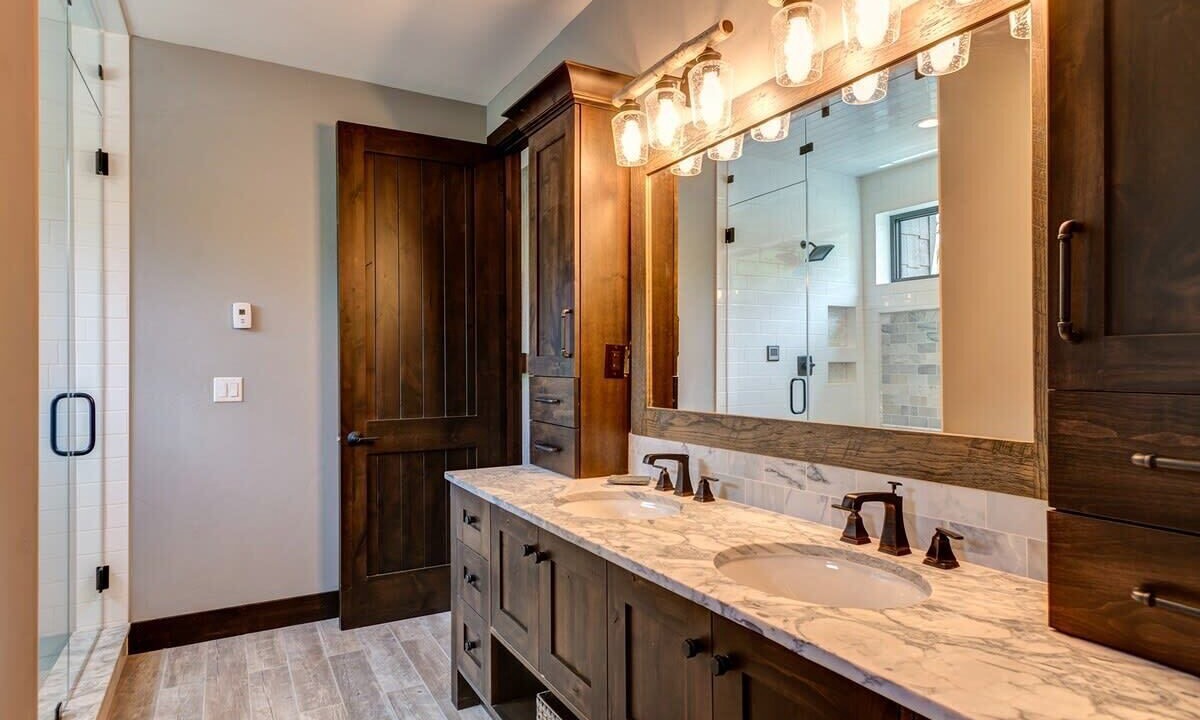 Photo of Bathroom in Three Peaks